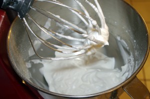 Bourbon whipped cream topping