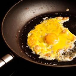 omelette pan vs frying pan